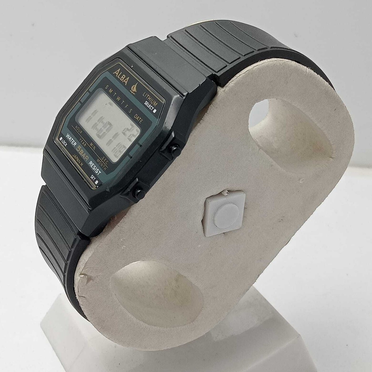 Seiko Alba W401-4160 Lithium Quartz Vintage Men's Watch HBS158NRZ3