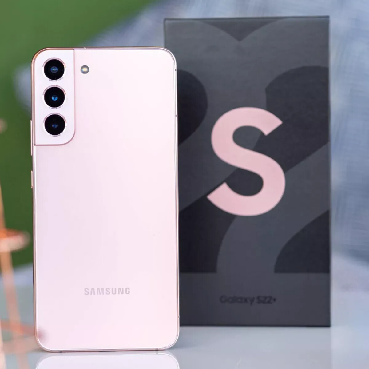 New Samsung Galaxy S22+ Plus 5G SM-S906N 128GB 256GB