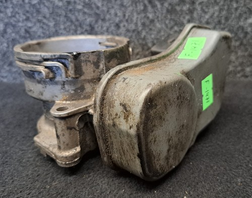 03G128063B VW Golf 5 Drosselklappe Drosselklappenstutzen Stellmotor