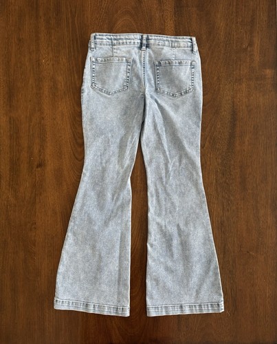 Art Class Light Wash Distressed Low Rise Flare Jeans Girls Size 14 - Picture 4 of 7