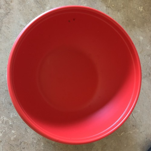 BOWLS Large Set of 3 Red Plastic Inside w Green Watermelon Design Exterior 11 in - Picture 3 of 3