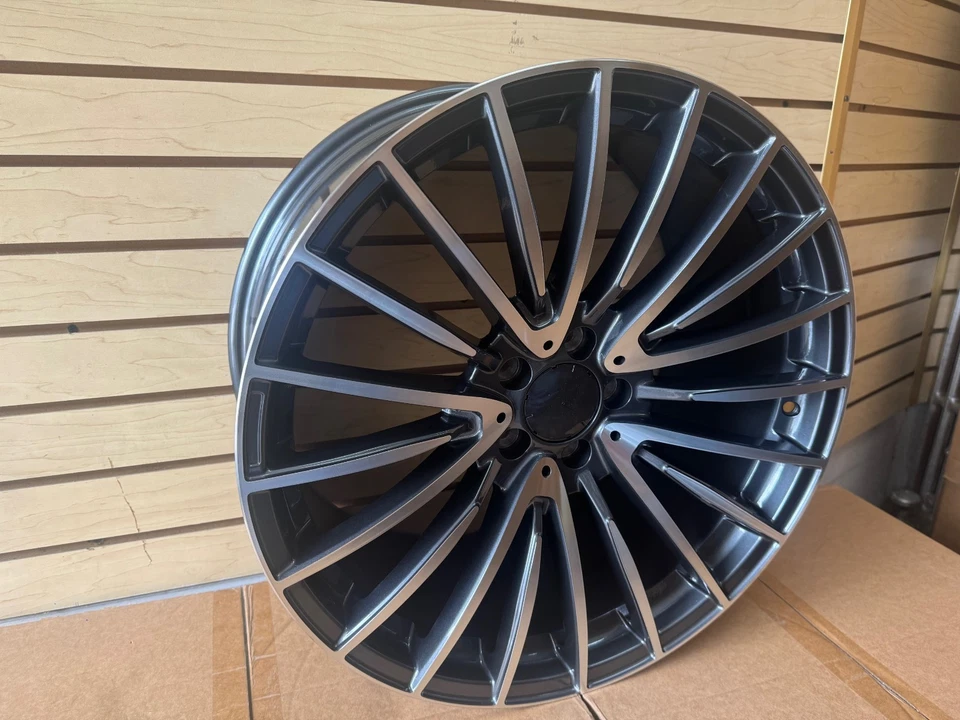 Llantas de 20" escalonadas para MERCEDES BENZ AMG A C E S CLA CL GL GLA GLB GLK ML Foto 3 de 4