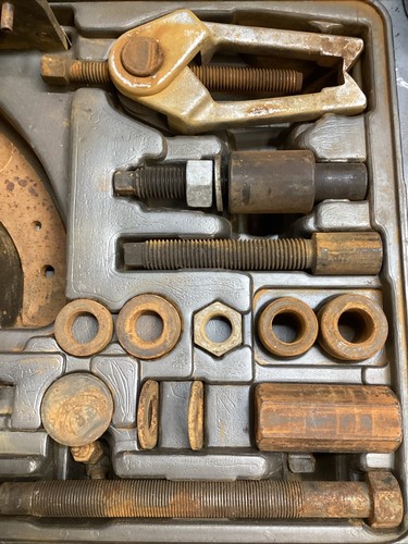 OTC 6490 Hub Tamer FWD Front Wheel Bearing Tool Set ED4U 5042 - Foto 4 di 6