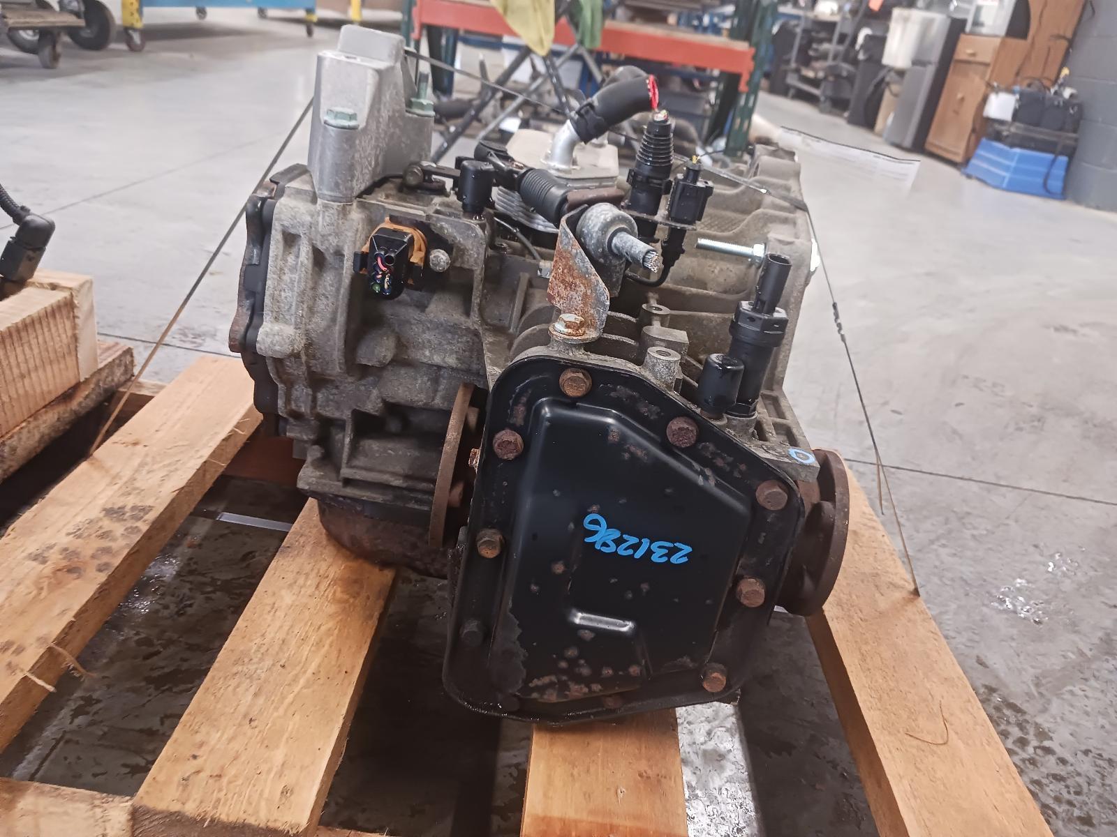 2004 VOLKSWAGEN JETTA Automatic Transmission 2.0L FDF 69k miles 02 03