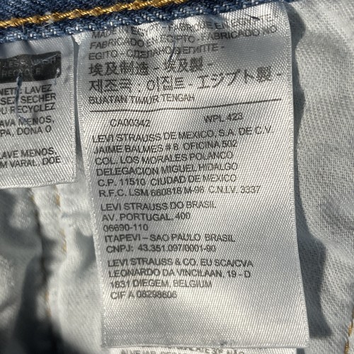 Levi's 501 Men's Button Fly Straight Leg 100% Cotton Jeans Tag Size 46 x 34** - Picture 15 of 17