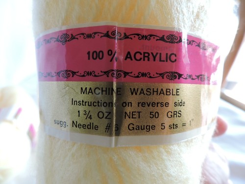 Unger Fluffy 100% Acrylic Yarn Two Skeins Yellow NEW - Bild 5 von 5