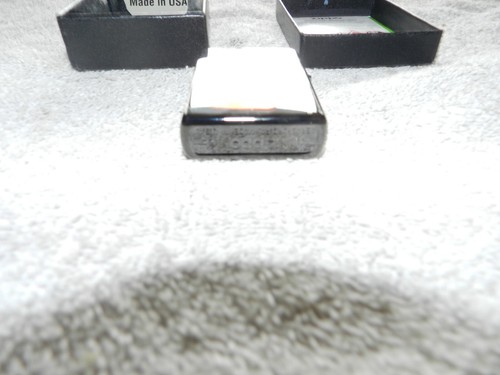 ZIPPO FLAME SKULLS WINGS BLACK ICE ZIPPO Lighter New In Box - Picture 6 of 8