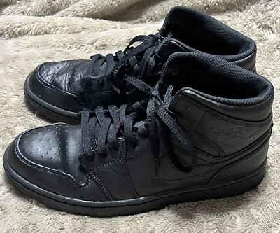 Nike Air Jordan 1 ブラック レザー Nike Air Jordan 1 Mid Triple Black Leather Sneakers Shoes 554724