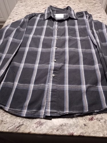 Wrangler Jeans Co Premium Quality Shirts/ Men's Black Plaid/ Size LARGE - Picture 3 of 24