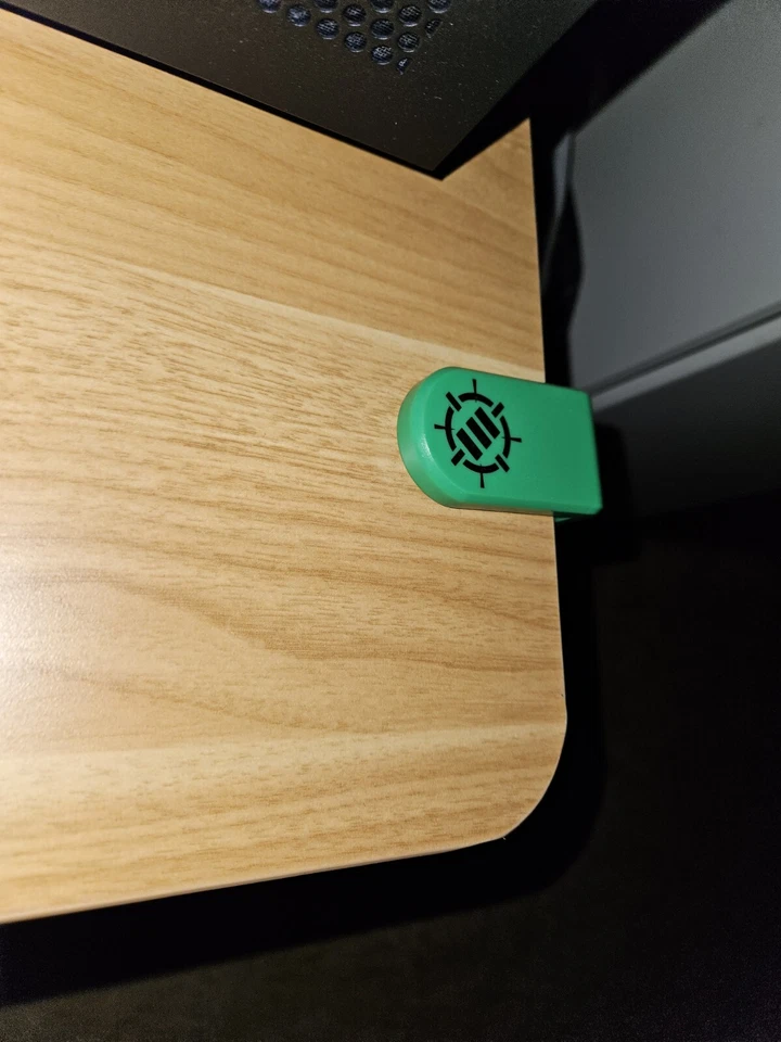 ROCCAT Elo 7.1 USB Gaming Headset - Schwarz (ROC-14-130-02) - Bild 2 von 2