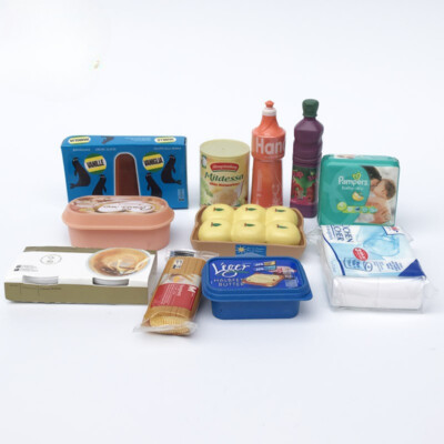 4PC 1/6 Scale Dollhouse Miniatures Lot Supermarket Random Tiny