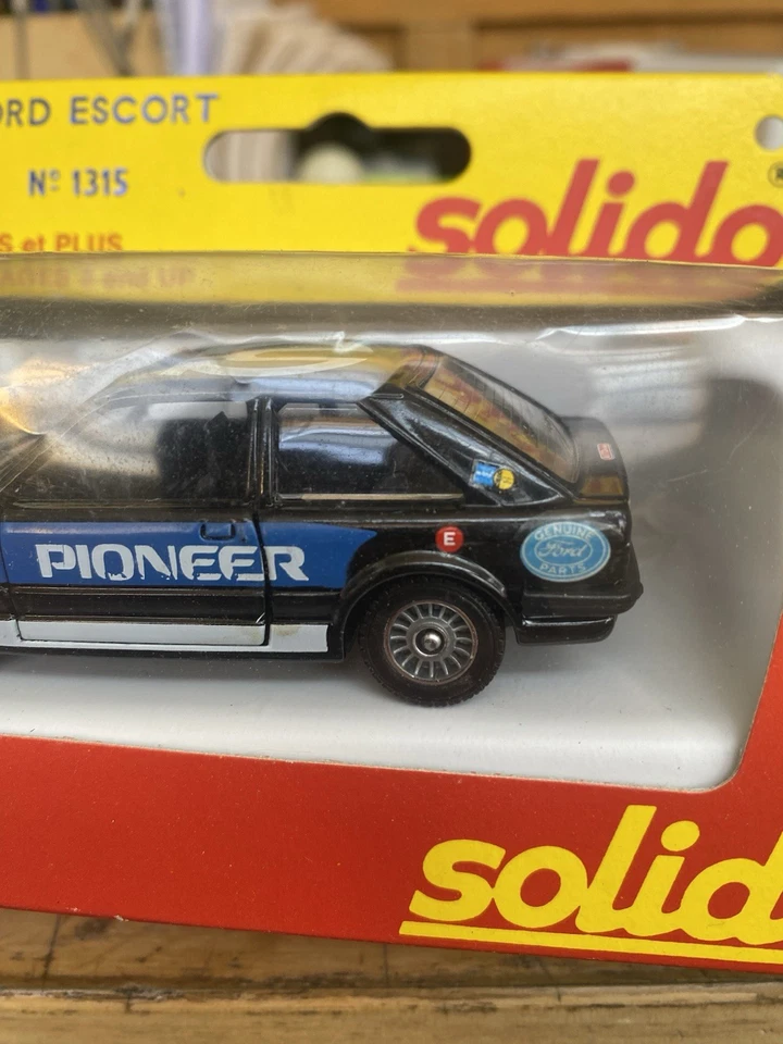 Modellino pressofuso Solido Ford Escort MK3 scala 1/43 specifiche rare, ottimo d - Immagine 4 di 4