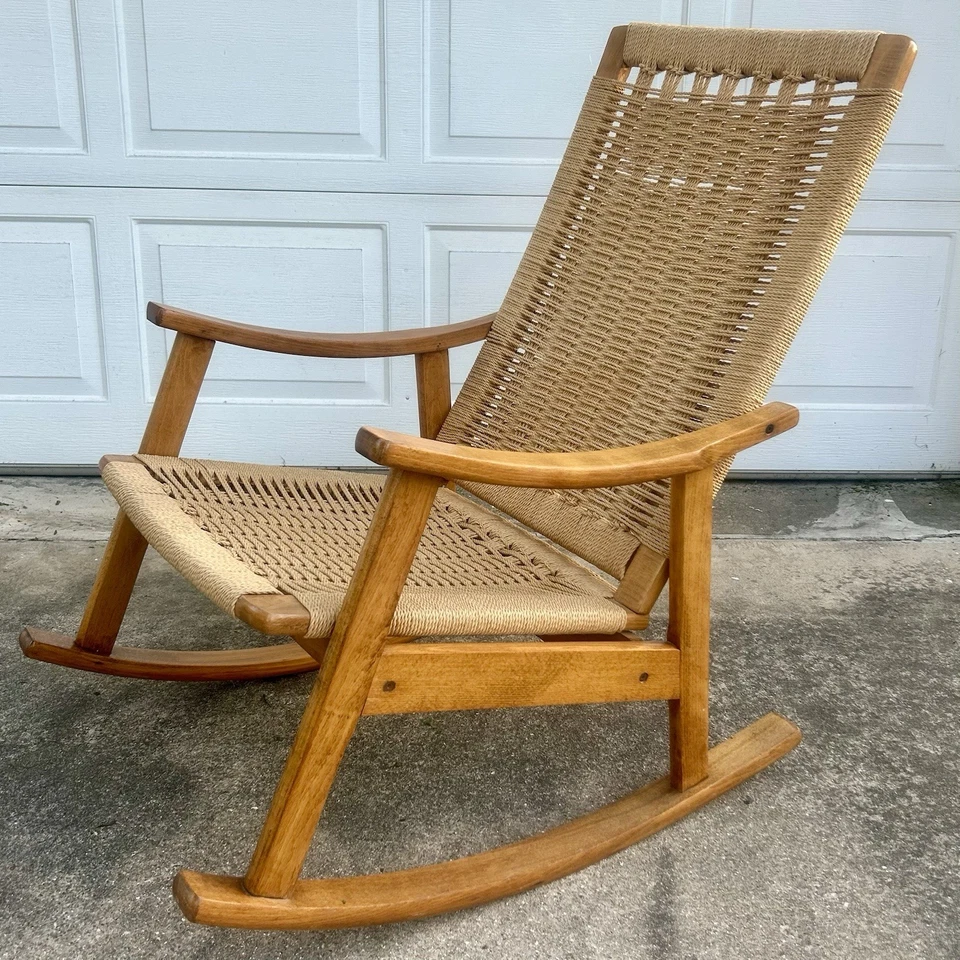 Mecedora de cuerda estilo MCM Hans Wegner vintage - Hecha en Yugoslavia mediados de siglo Foto 4 de 4
