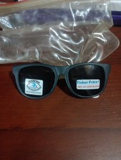 VTG-VHTF- Fisher-Price, 100 UV, LENS BLOCK KIDS MINI SUNGLASSES. free shipping