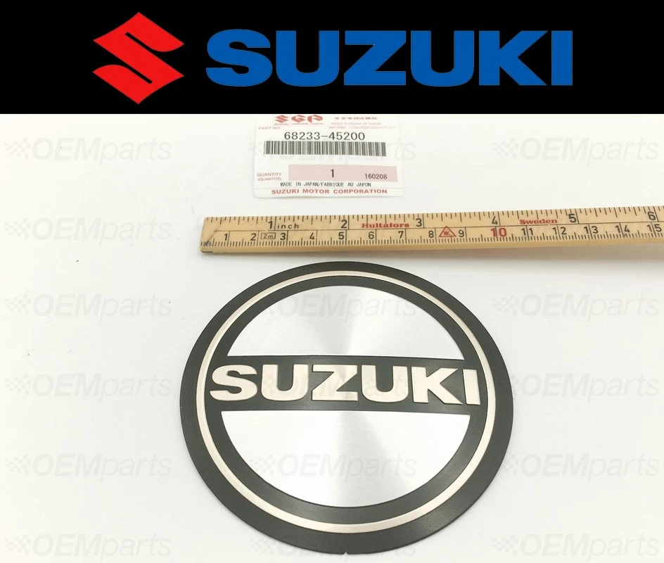 Capa de motor Suzuki emblema SUZUKI GS (ver tabela de montagem) #68233-45200 - Imagem 3 de 3