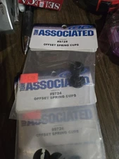 Team Associated 9724 Offset Spring Cups Vintage RC Car Part