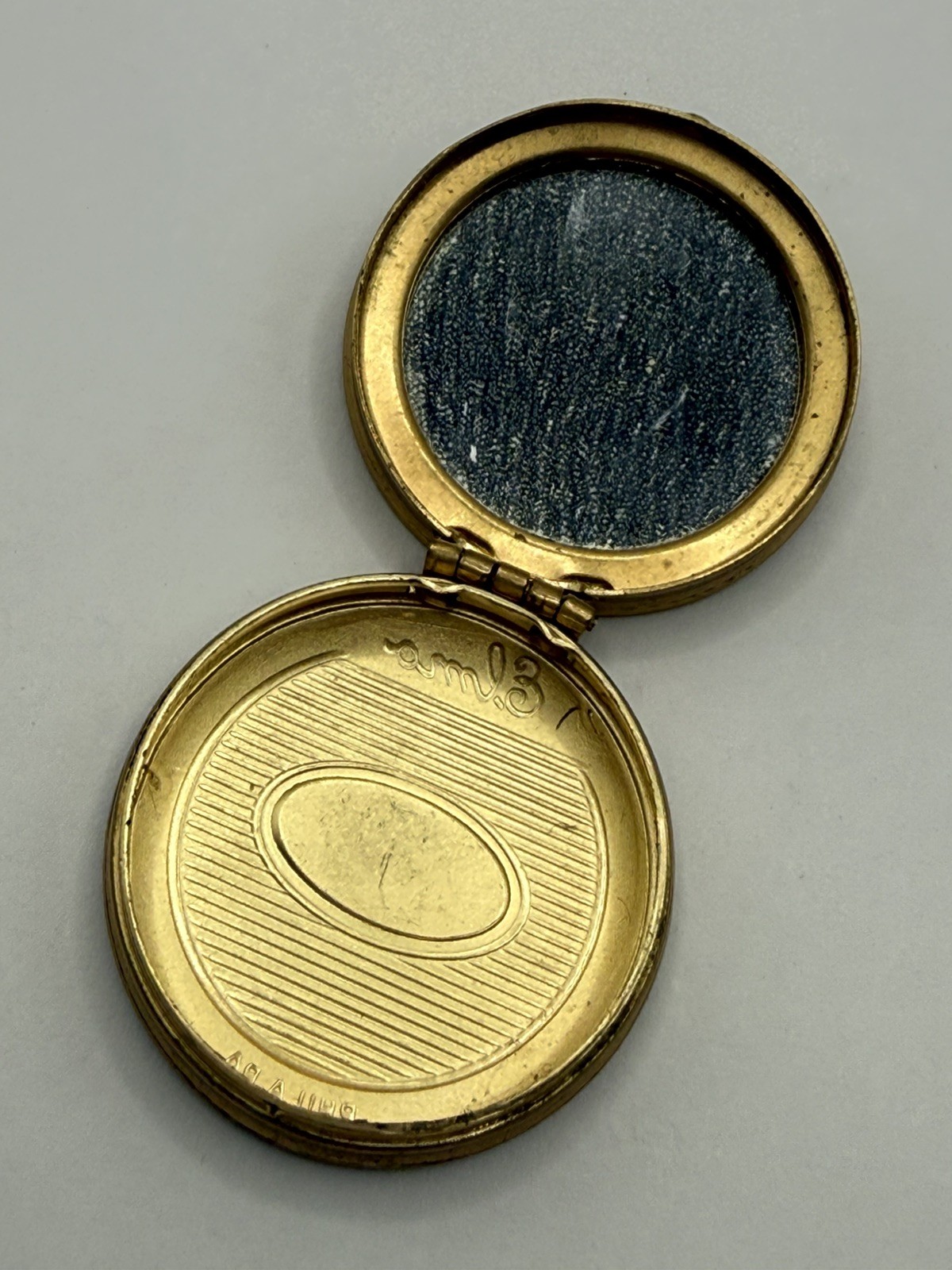 Rare Vintage Elmo Photo Finish Cosmetic Case compact “blue”