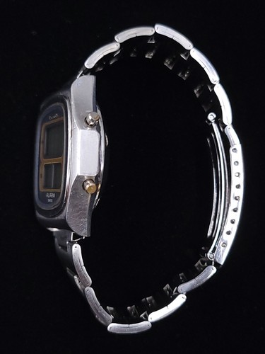 Vintage Longines Alarm Swiss Made LCD Wrist Watch - Stainless Steel Band - Picture 7 of 18