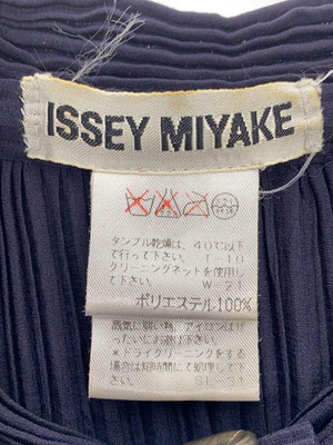 BAO BAO ISSEY MIYAKE◆長袖シャツ/M/ポリエステル/NVY/IM82-FD901 BAO BAO ISSEY MIYAKE ◇ Long sleeve shirt / M / Polyester