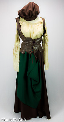 green emerald velvet dress Adult Women's Sexy Pirate Costume | Green Cosplay Costume