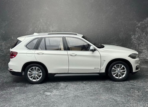 Paragon 1/18 Scale BMW X5 F15 SUV White Diecast Car Model Toy Gift NIB - Picture 4 of 9