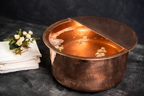 Solid Copper Foot Bath with Removable Footrest | Copper Foot Basin Warming Bowl - Picture 6 of 7