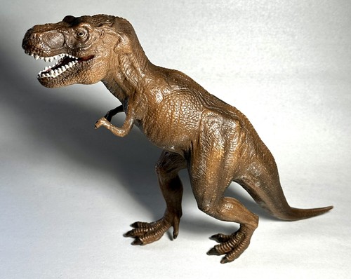 Schleich 2006 T Rex Tyrannosaurus Rex Toy Dinosaur Figure T-Rex Brown Jurassic
