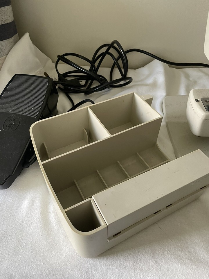 Husqvarna Viking Series 6000 Sewing Machine Parts Only Fully Working