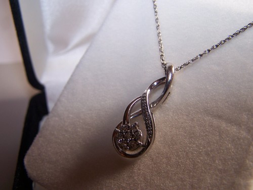 KAY JEWELERS DIAMANTCLUSTER DOPPELT UNENDLICH STERLING ANHÄNGER UND KETTE - Bild 2 von 10