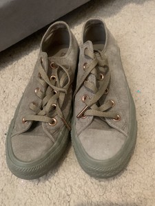 khaki suede converse