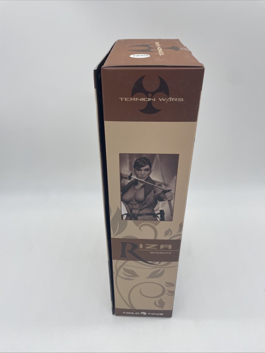 RIZA MIYAMOTO DELUXE 12 INCH ACTION FIGURE (TERNION WARS)! Open