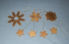 Weihnachtsbaum-Schmuck  "Schneeflocken & Sterne"  im 7er-Set, gold, aus Holz
