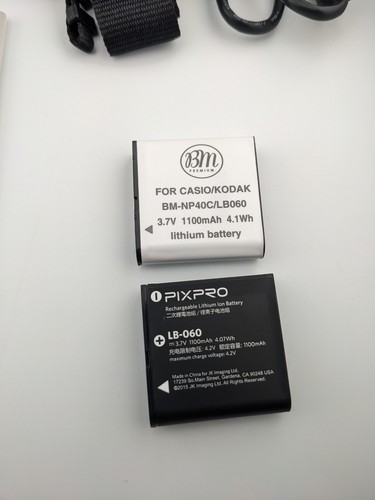 Cámara digital Kodak PIXPRO AZ421 BLANCO paquete de fotografía con estuche y extras - Imagen 10 de 16