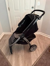 Chicco Bravo Quick-Fold Stroller Black
