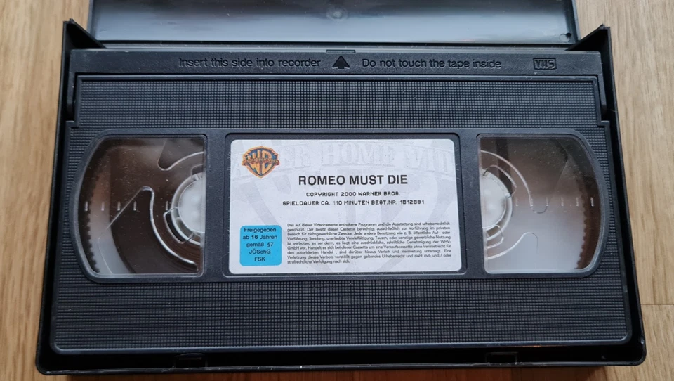 Romeo Must Die | VHS | FSK16 | 111Min. | 2000 | Warner - Bild 3 von 3