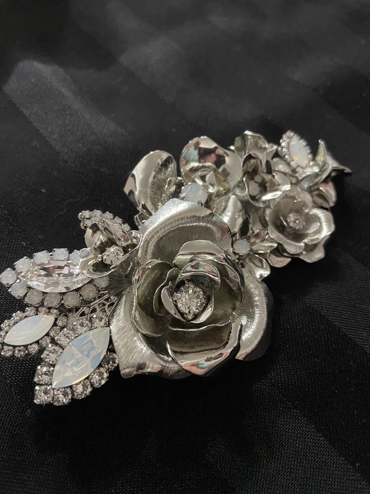 Sara Gabriel Bridal Headpiece/Clip Silver. - Image 2 of 4