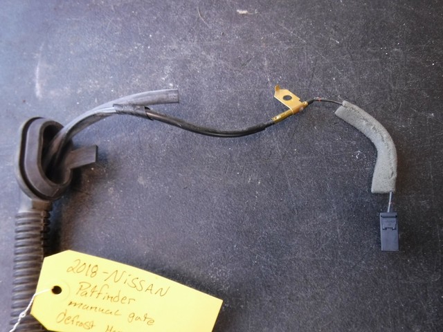 2018 Nissan Pathfinder Defrost harness rear glass manual Liftgate D77