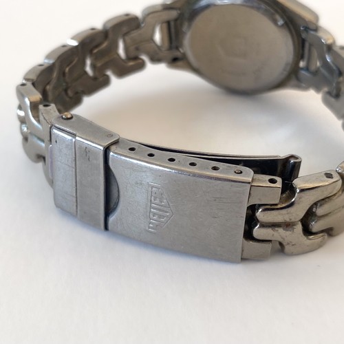 TAG Heuer 1500 Professional 200M Women's Watch - Vintage 1990s Swiss Quartz - Picture 12 of 14