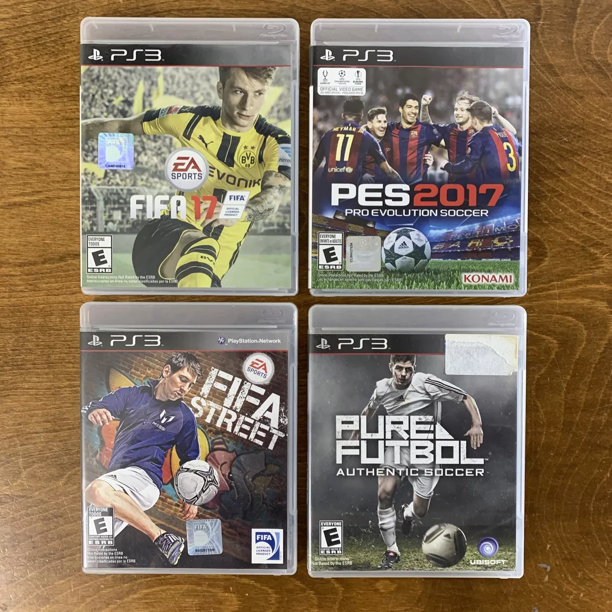 Pro Evolution Soccer 2017 (PES 17) - PS4 (SEMI-NOVO)