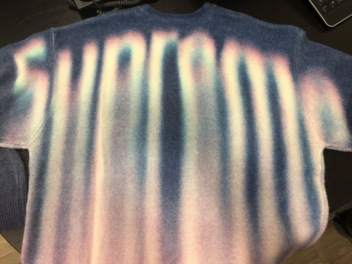 Supreme blurred Logo Sweater Size Large fw23 DS blue IN HAND Supreme blurred Logo Sweater Size Large fw23 DS blue IN HAND