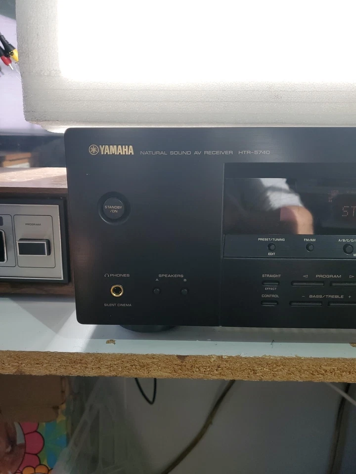 Yamaha HTR-5740 Dolby Digital Natural Sound Audio Video Receiver In Black Nice - Image 3 of 4