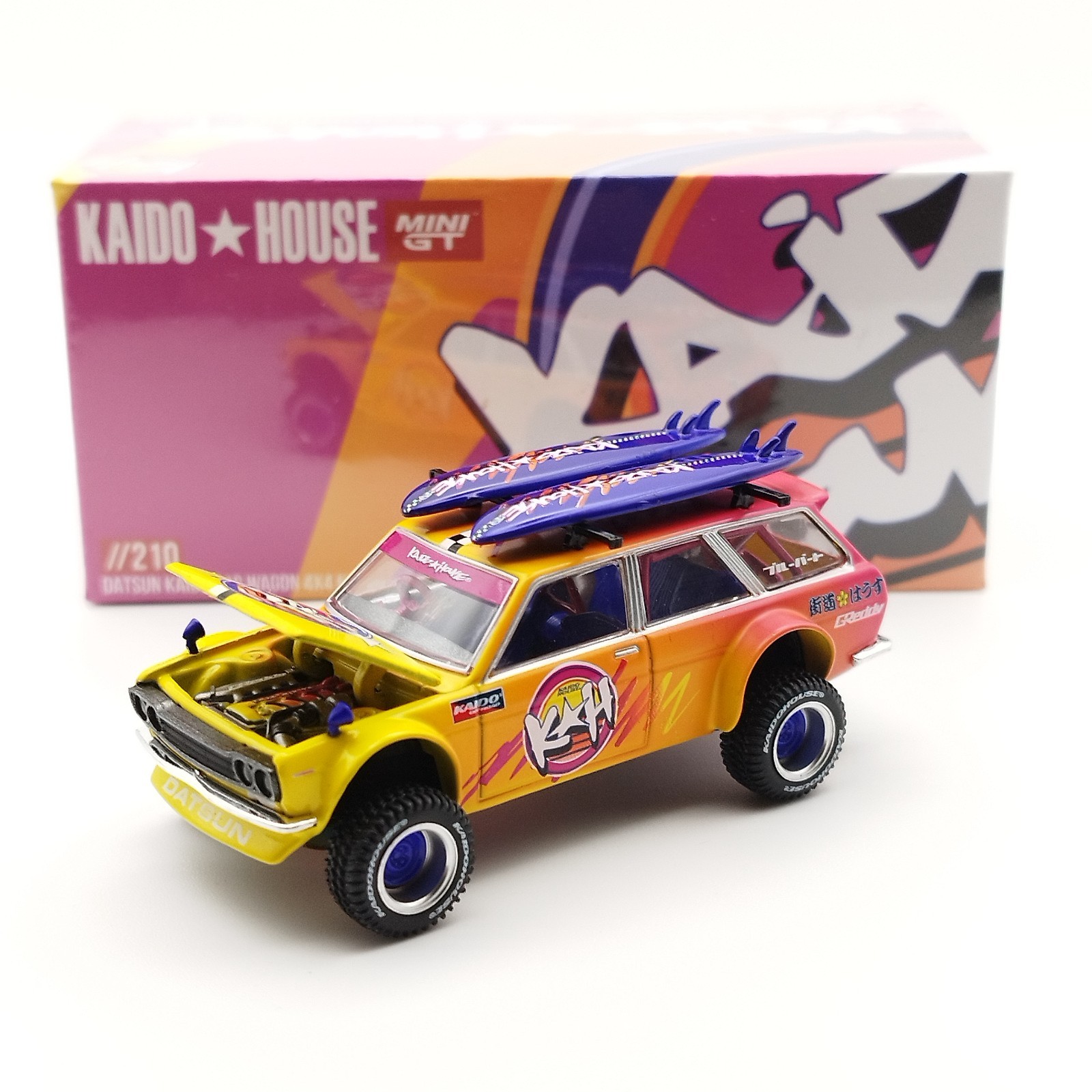 Datsun 510 Wagon 4x4 Kaido House 1/64 miniature automobile de collection 2025