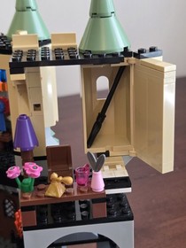 LEGO 2007 Harry Potter: Hogwarts Castle (5378) Complete Build Incomplete Minis