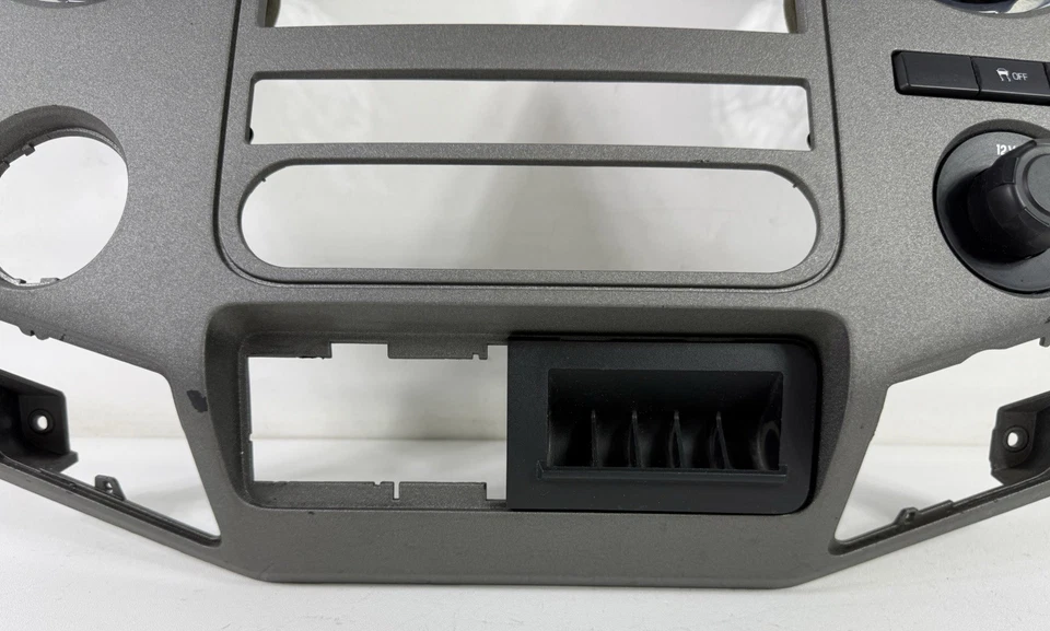 Ford F-250 F-350 2011-2016 tablero central bisel radio aire acondicionado panel de control climático OEM Foto 4 de 4