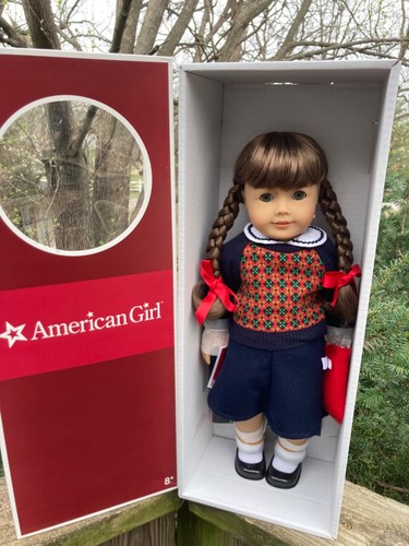American Girl Molly Doll & Book NIB Retired 2011 - Picture 2 of 9