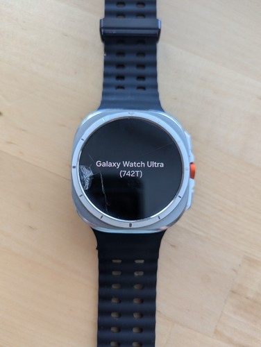 Samsung Galaxy Watch Ultra 742T - Working Condition - Small Chip - Black Band - Zdjęcie 7 z 10