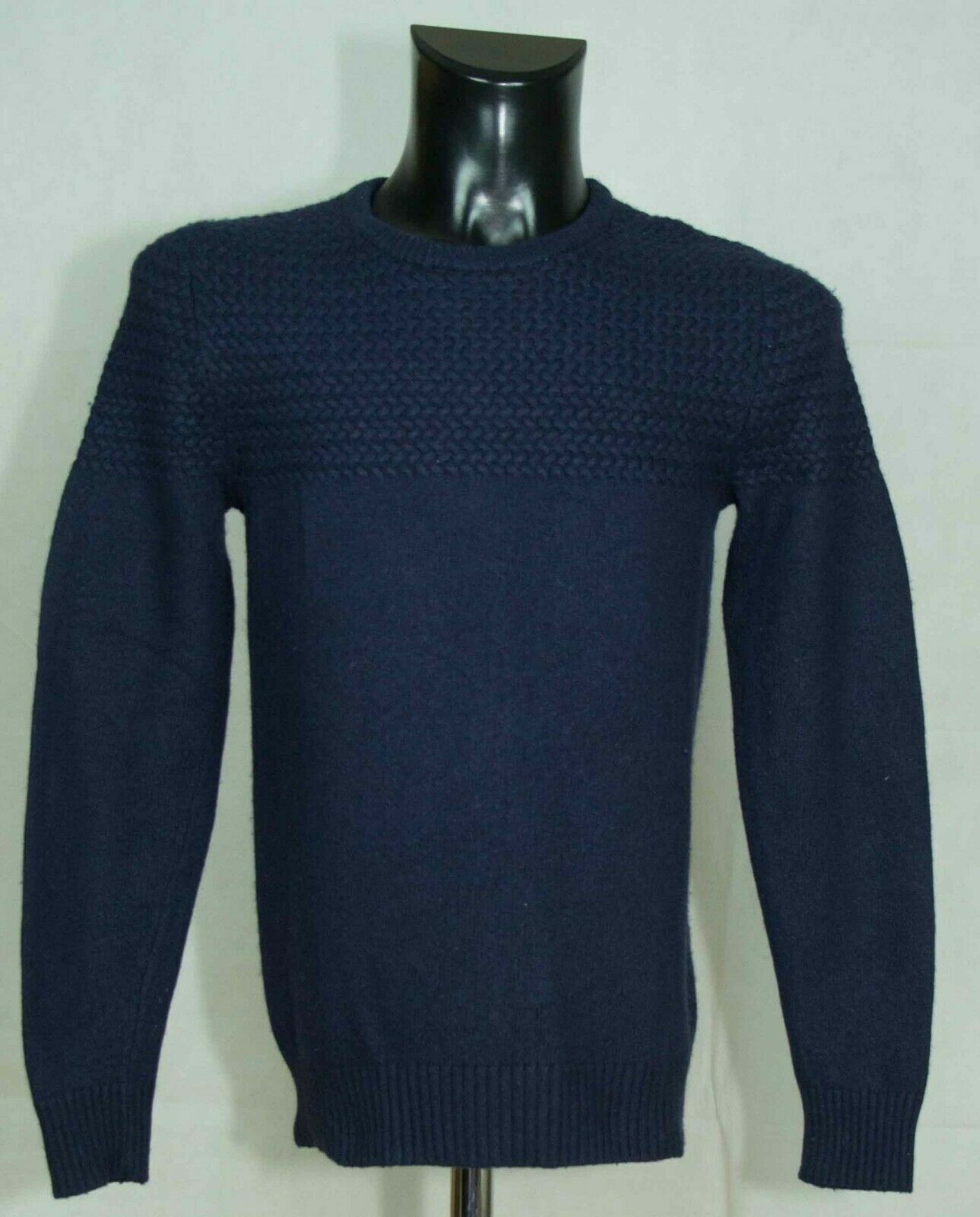 j lindeberg jumper