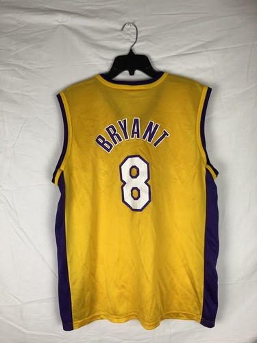 Kobe Bryant Lakers Jersey 8 Champion Size Medium Vintage Black Mamba - Imagen 5 de 5