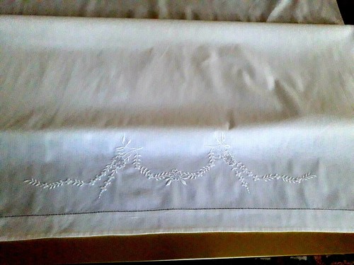N02 Parure de lit de bébé coton brodé drap 77x120 + taie VINTAGE baby sheet set - Imagen 4 de 11