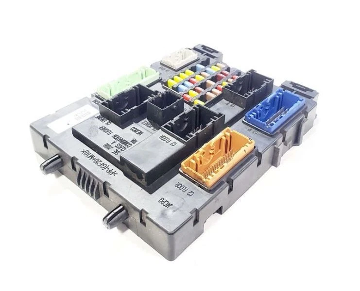 Caja de fusibles 2,5 L sin equipamiento de taxi OEM 2014 2015 Ford Transit Connect Foto 3 de 4